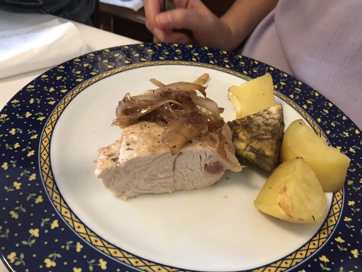 Assado de peru com presunto