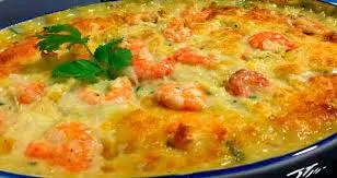 Bacalhau com Natas e Camarão