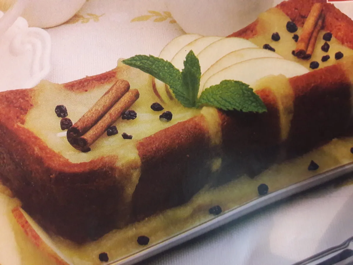 Bolo de maçã e canela