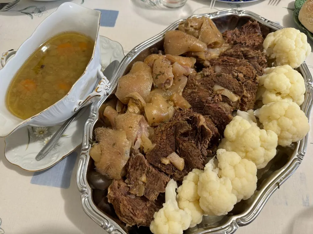 Carne Estufada com Molho Delícia