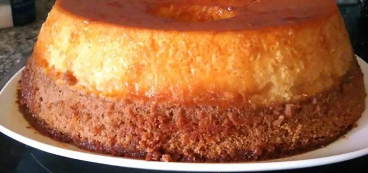 Pudim de ananás com bolo e marmelos 
