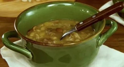 Sopa de Castanha Pilada