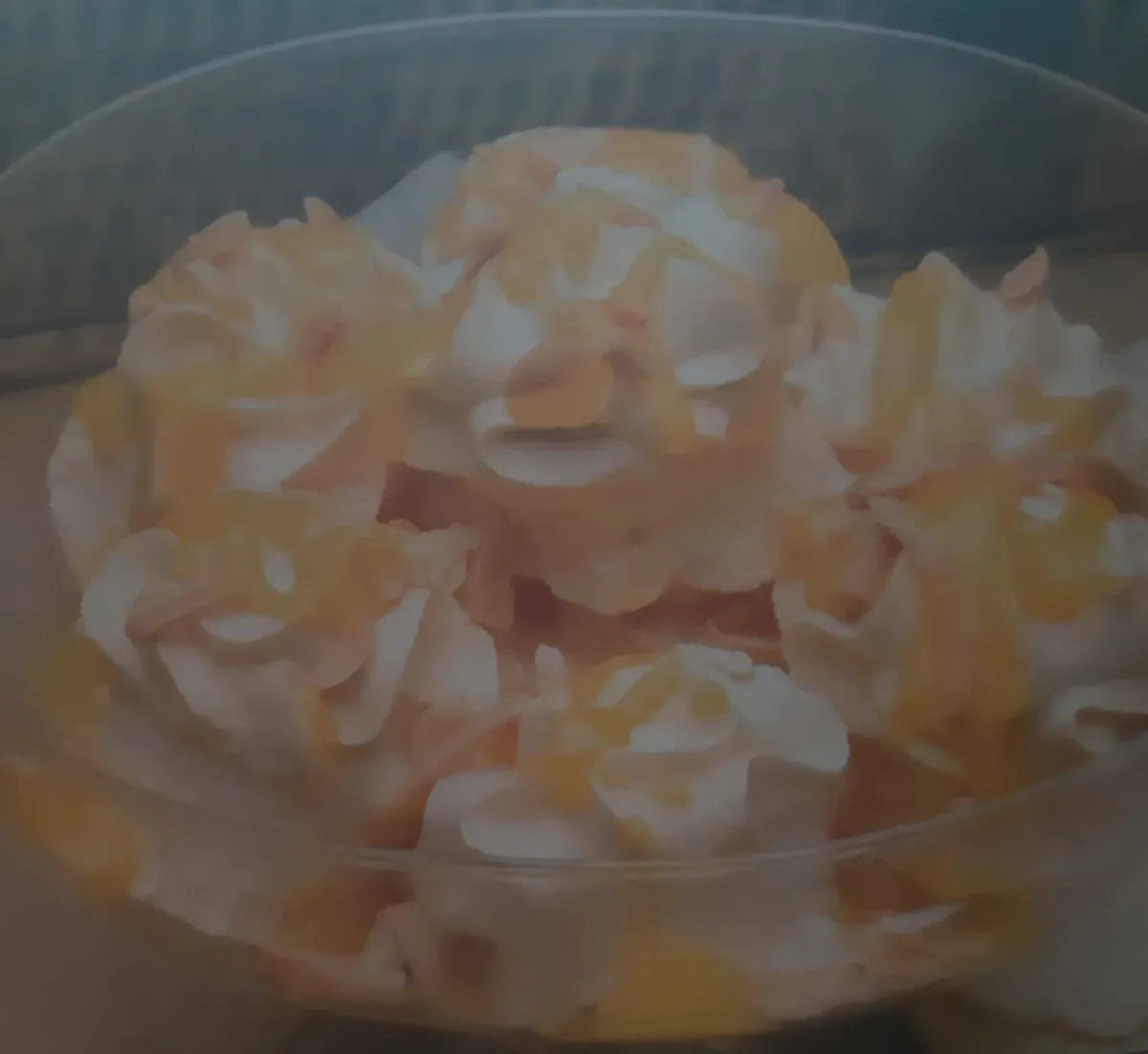 Suspiros com Doce de Ovos e Amêndoa Torrada