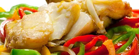 Bacalhau com Tomate e Pimento