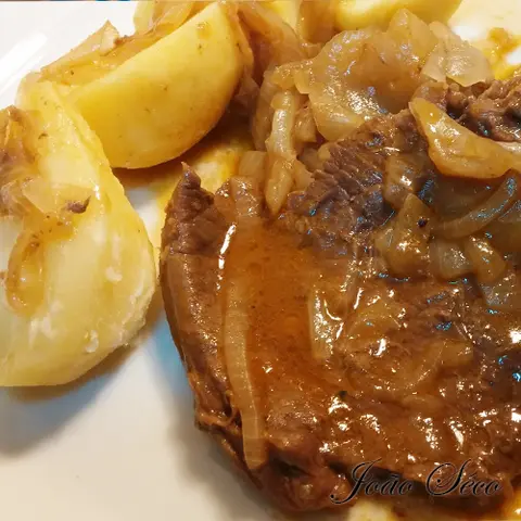 Bifes de cebolada