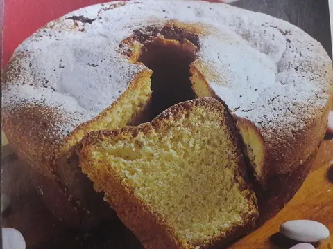 Pão-de-Ló de Amêndoa