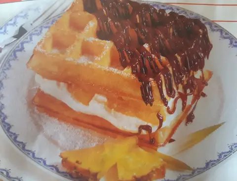 Waffles com Ananás