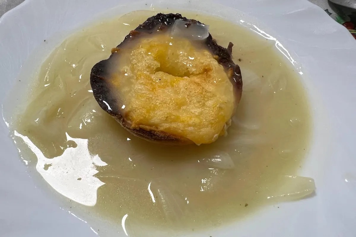 Tiras de peixe crocante com maionese