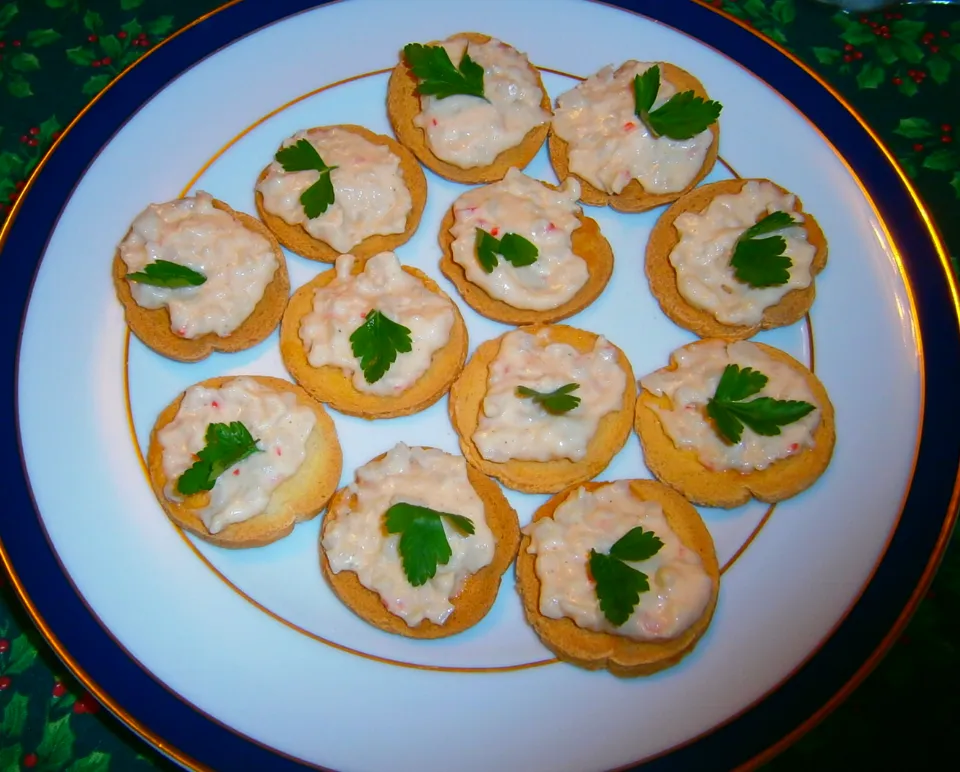 Tostas com Paté de Delícias