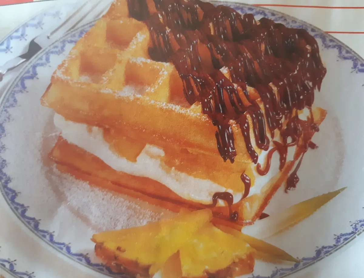 Waffles com Ananás